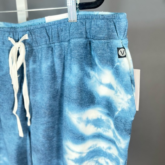 Lane Bryant Livi active. Size 26–28. NT. - Picture 8 of 14